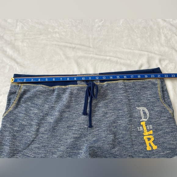 Disney Park Shorts - Picture 7 of 7